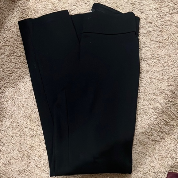 Express columnist straight high-rise - Picture 1 of 5